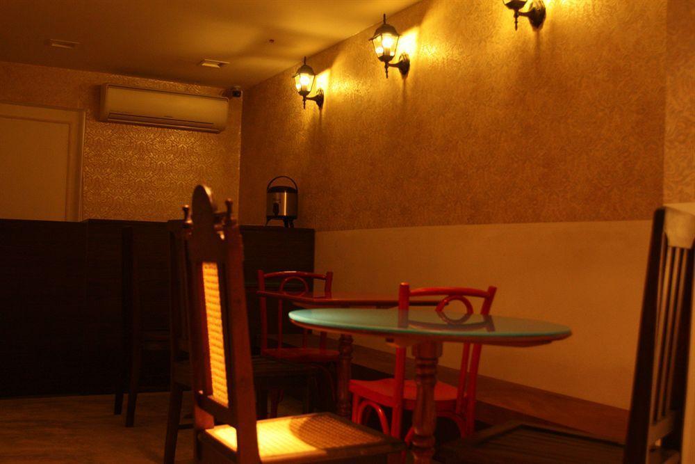 Vivaz Boutique Hotel 3*